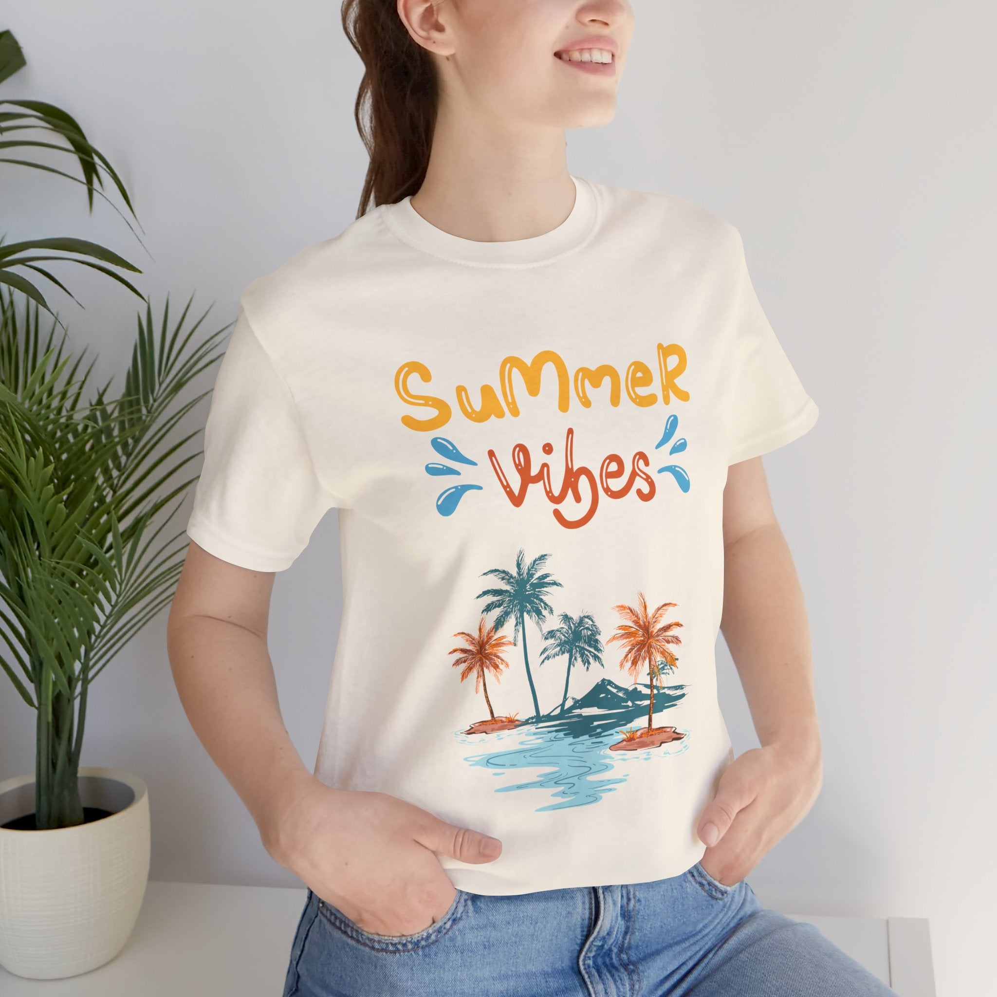 Hello Summer Tee – Pastel Beach Graphic T-Shirt